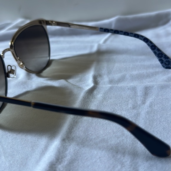 Kate spade sunglasses - Picture 4 of 4